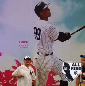 Meet your Posher, Diego